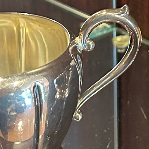 Vintage Arts Co Sugar Bowl 3" High & Creamer Silver-plated Armor SIlver Set of 2 - Picture 12 of 13